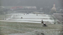 Horní část sjezdovky skiareálu Hlubočky