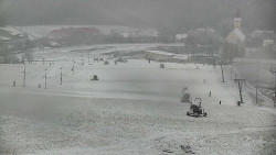 Horní část sjezdovky skiareálu Hlubočky