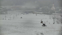 Horní část sjezdovky skiareálu Hlubočky