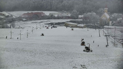 Horní část sjezdovky skiareálu Hlubočky