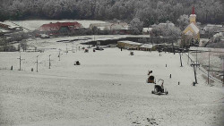 Horní část sjezdovky skiareálu Hlubočky