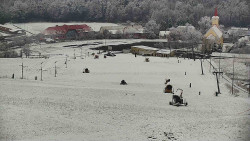 Horní část sjezdovky skiareálu Hlubočky