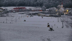 Horní část sjezdovky skiareálu Hlubočky