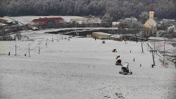 Horní část sjezdovky skiareálu Hlubočky