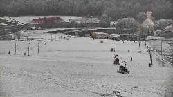 Horní část sjezdovky skiareálu Hlubočky