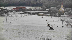 Horní část sjezdovky skiareálu Hlubočky