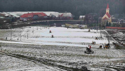 Horní část sjezdovky skiareálu Hlubočky