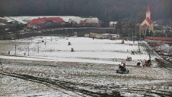 Horní část sjezdovky skiareálu Hlubočky