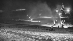 Horní část sjezdovky skiareálu Hlubočky