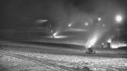 Horní část sjezdovky skiareálu Hlubočky