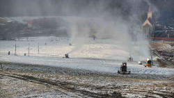 Horní část sjezdovky skiareálu Hlubočky