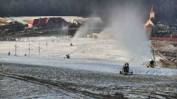 Horní část sjezdovky skiareálu Hlubočky