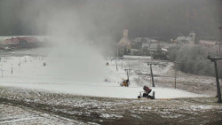 Horní část sjezdovky skiareálu Hlubočky
