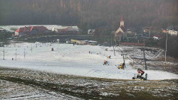 Horní část sjezdovky skiareálu Hlubočky