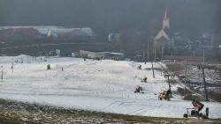 Horní část sjezdovky skiareálu Hlubočky