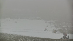 Horní část sjezdovky skiareálu Hlubočky