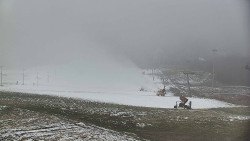 Horní část sjezdovky skiareálu Hlubočky