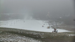 Horní část sjezdovky skiareálu Hlubočky