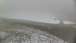 Horní část sjezdovky skiareálu Hlubočky