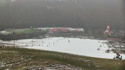 Horní část sjezdovky skiareálu Hlubočky