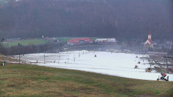 Horní část sjezdovky skiareálu Hlubočky