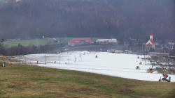 Horní část sjezdovky skiareálu Hlubočky