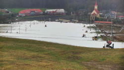 Horní část sjezdovky skiareálu Hlubočky