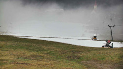 Horní část sjezdovky skiareálu Hlubočky