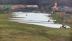 Horní část sjezdovky skiareálu Hlubočky