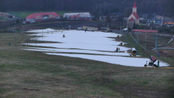 Horní část sjezdovky skiareálu Hlubočky