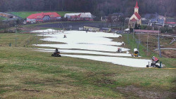 Horní část sjezdovky skiareálu Hlubočky