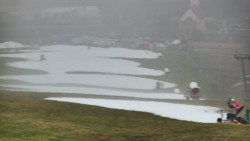 Horní část sjezdovky skiareálu Hlubočky