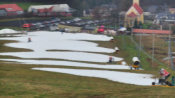 Horní část sjezdovky skiareálu Hlubočky