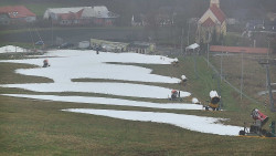 Horní část sjezdovky skiareálu Hlubočky