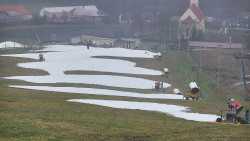 Horní část sjezdovky skiareálu Hlubočky