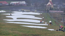 Horní část sjezdovky skiareálu Hlubočky