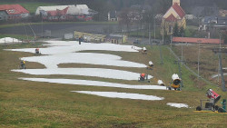 Horní část sjezdovky skiareálu Hlubočky