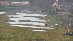 Horní část sjezdovky skiareálu Hlubočky