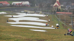 Horní část sjezdovky skiareálu Hlubočky