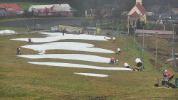 Horní část sjezdovky skiareálu Hlubočky