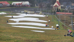 Horní část sjezdovky skiareálu Hlubočky