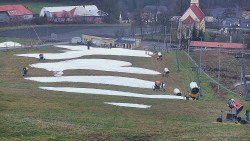 Horní část sjezdovky skiareálu Hlubočky