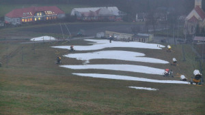Skiareál Hlubočky - Horní část sjezdovky skiareálu Hlubočky - 15.12.2025 v 07:30 Skiareál Hlubočky - Horní část sjezdovky skiareálu Hlubočky - 15.12.2025 v 07:30