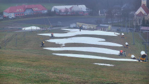 Skiareál Hlubočky - Horní část sjezdovky skiareálu Hlubočky - 15.12.2025 v 08:05 Skiareál Hlubočky - Horní část sjezdovky skiareálu Hlubočky - 15.12.2025 v 08:05