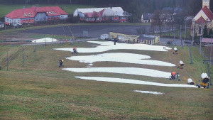 Skiareál Hlubočky - Horní část sjezdovky skiareálu Hlubočky - 15.12.2025 v 08:25 Skiareál Hlubočky - Horní část sjezdovky skiareálu Hlubočky - 15.12.2025 v 08:25