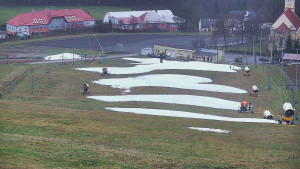 Skiareál Hlubočky - Horní část sjezdovky skiareálu Hlubočky - 15.12.2025 v 08:45 Skiareál Hlubočky - Horní část sjezdovky skiareálu Hlubočky - 15.12.2025 v 08:45