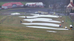 Skiareál Hlubočky - Horní část sjezdovky skiareálu Hlubočky - 15.12.2025 v 09:10 Skiareál Hlubočky - Horní část sjezdovky skiareálu Hlubočky - 15.12.2025 v 09:10