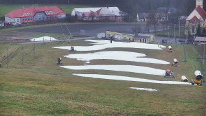 Skiareál Hlubočky - Horní část sjezdovky skiareálu Hlubočky - 15.12.2025 v 09:25 Skiareál Hlubočky - Horní část sjezdovky skiareálu Hlubočky - 15.12.2025 v 09:25