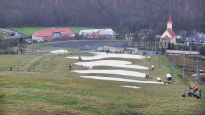 Skiareál Hlubočky - Horní část sjezdovky skiareálu Hlubočky - 15.12.2025 v 10:30 Skiareál Hlubočky - Horní část sjezdovky skiareálu Hlubočky - 15.12.2025 v 10:30