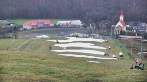 Skiareál Hlubočky - Horní část sjezdovky skiareálu Hlubočky - 15.12.2025 v 11:45 Skiareál Hlubočky - Horní část sjezdovky skiareálu Hlubočky - 15.12.2025 v 11:45